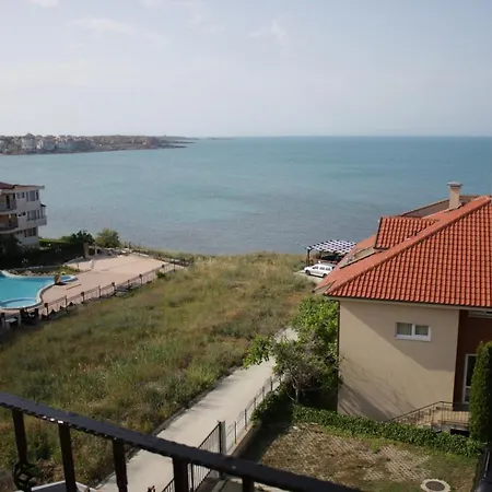 Πανσιόν свети димитър 3*